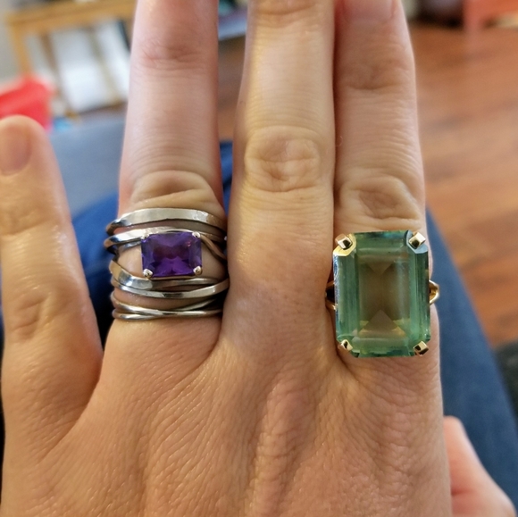 Meet your Posher, Kelly - Picture 2 of 2